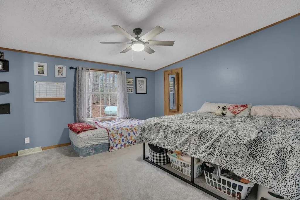 8765 E 10 Road Liberty Township MI 49663