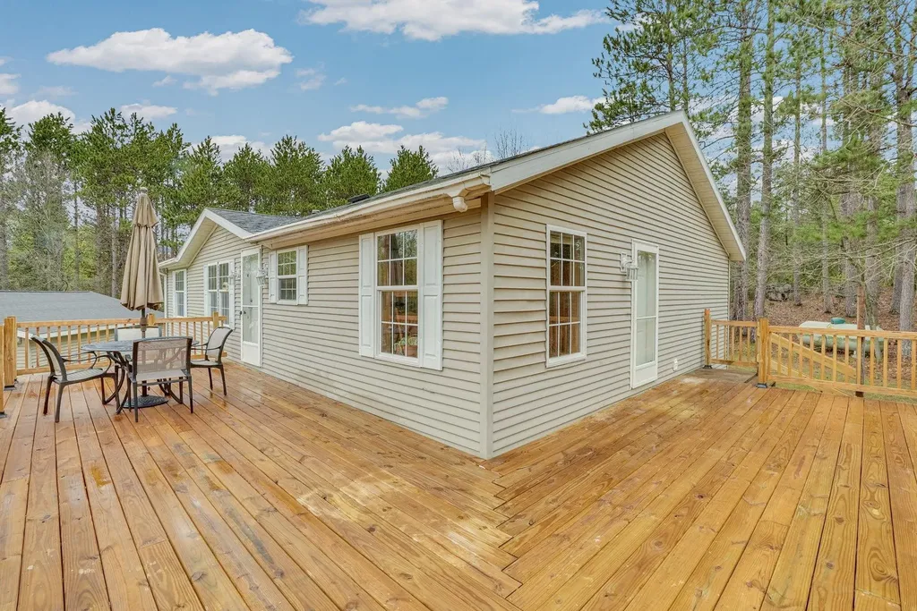 8765 E 10 Road Liberty Township MI 49663
