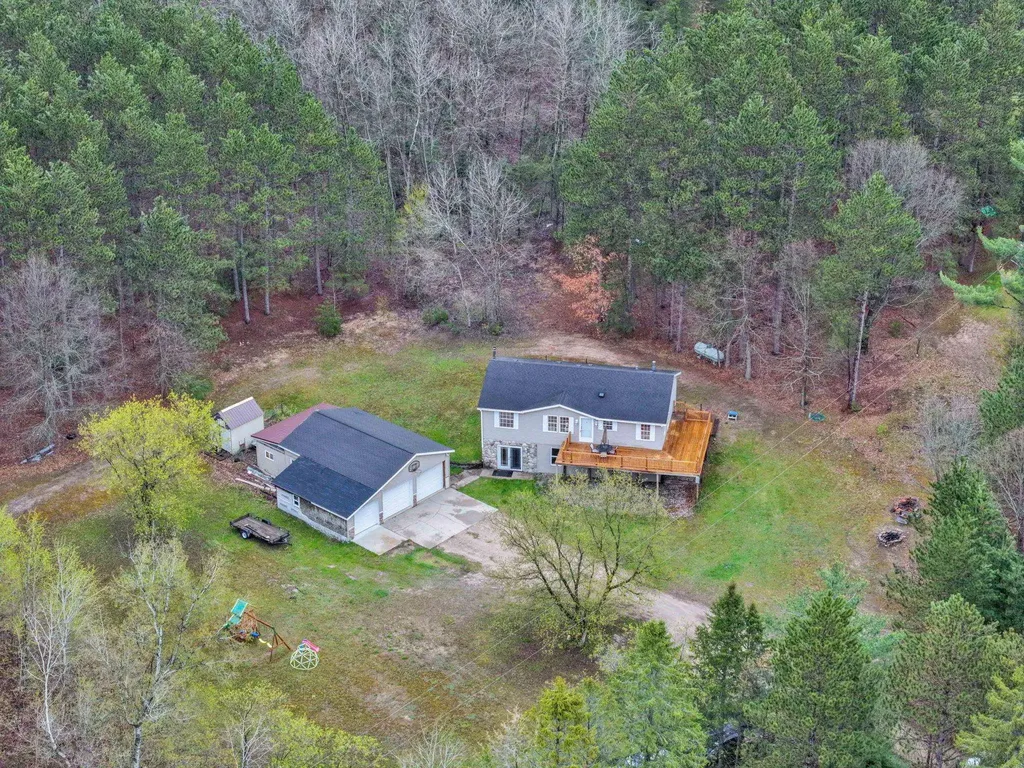 8765 E 10 Road Liberty Township MI 49663
