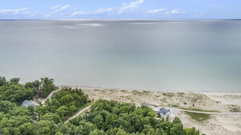 0 Sylvan Road Lake Township MI 49635