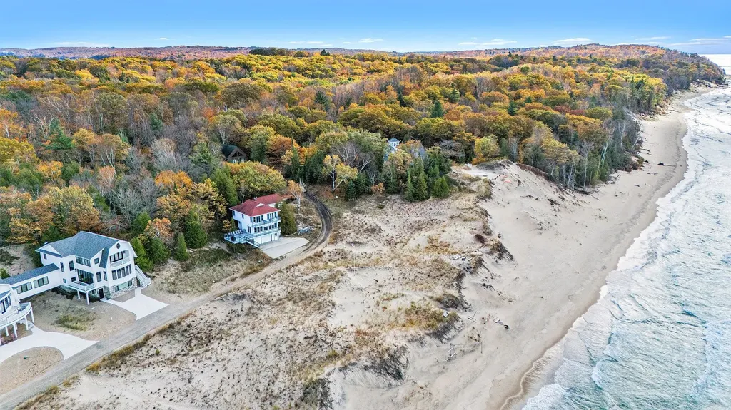 0 Sylvan Road Lake Township MI 49635