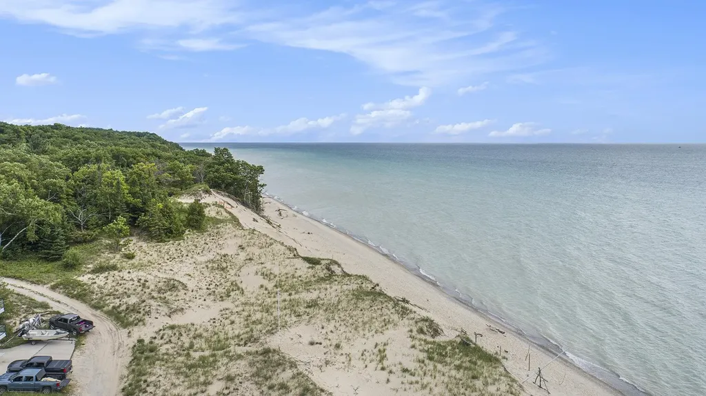 0 Sylvan Road Lake Township MI 49635