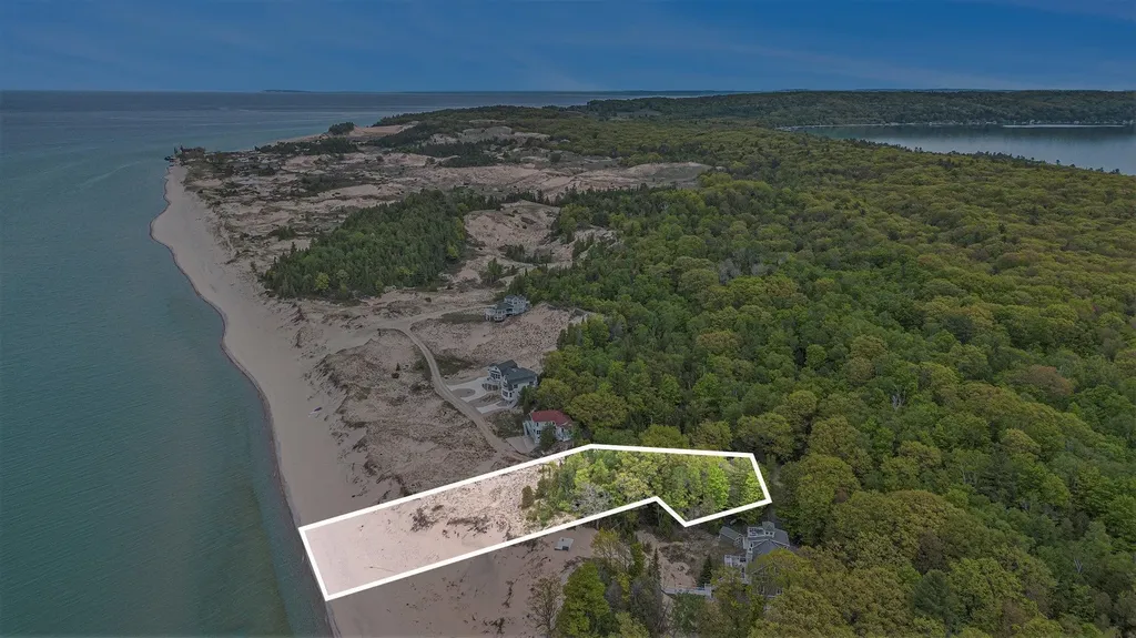 0 Sylvan Road Lake Township MI 49635