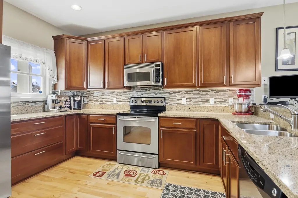 7484 Huckleberry Lane Milton Township MI 49648