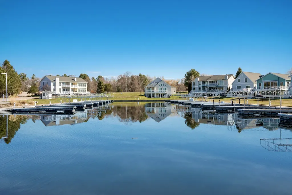 7484 Huckleberry Lane Milton Township MI 49648