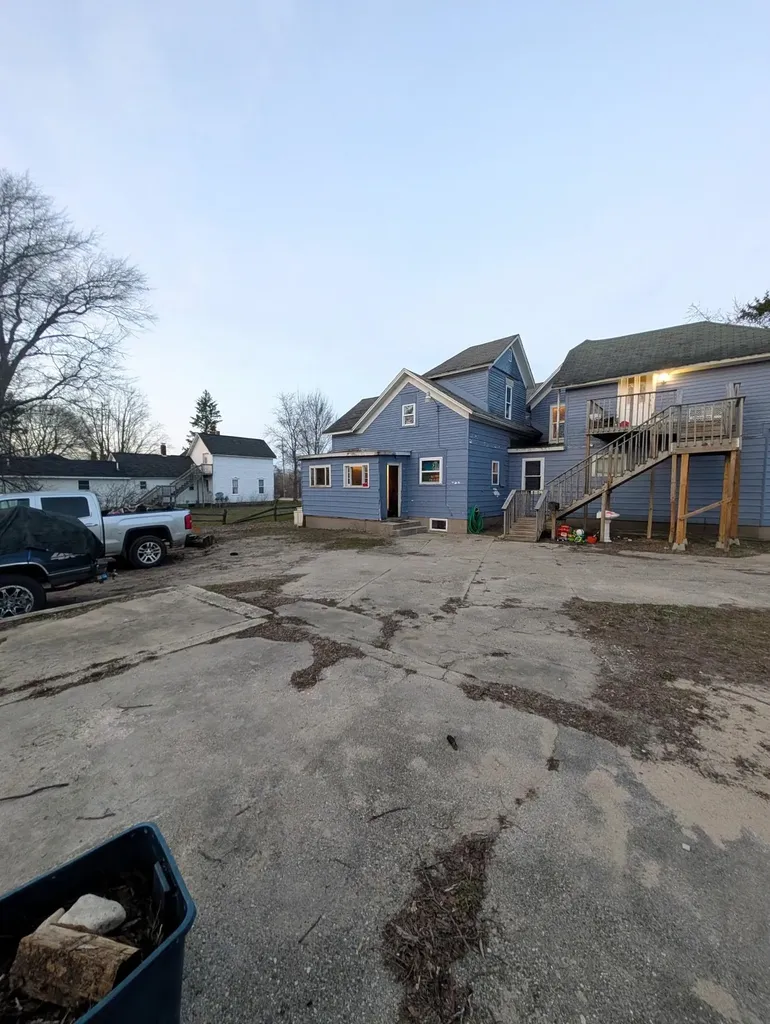 416 S Michigan Avenue Manton City MI 49663