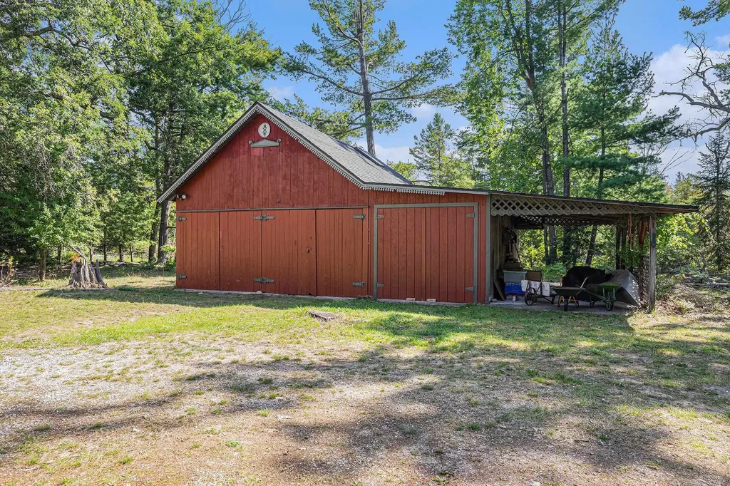 5760 W Crystal View Road Glen Arbor Township MI 49636