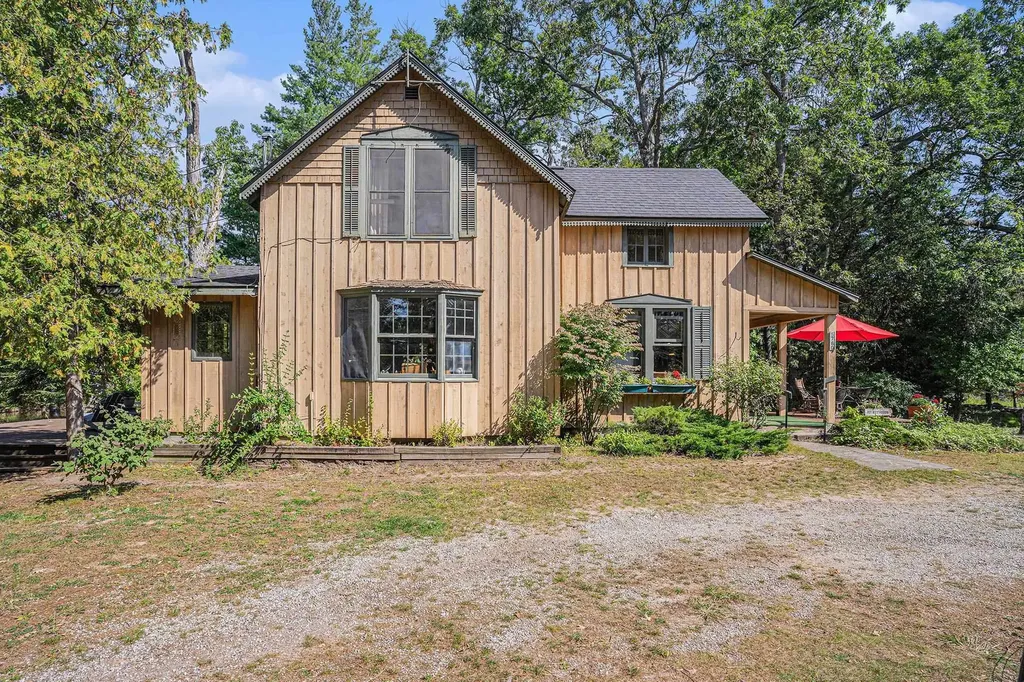5760 W Crystal View Road Glen Arbor Township MI 49636