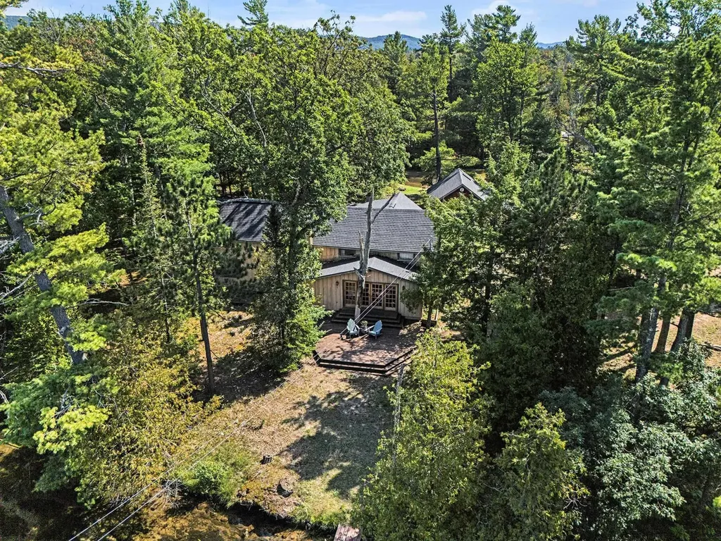5760 W Crystal View Road Glen Arbor Township MI 49636