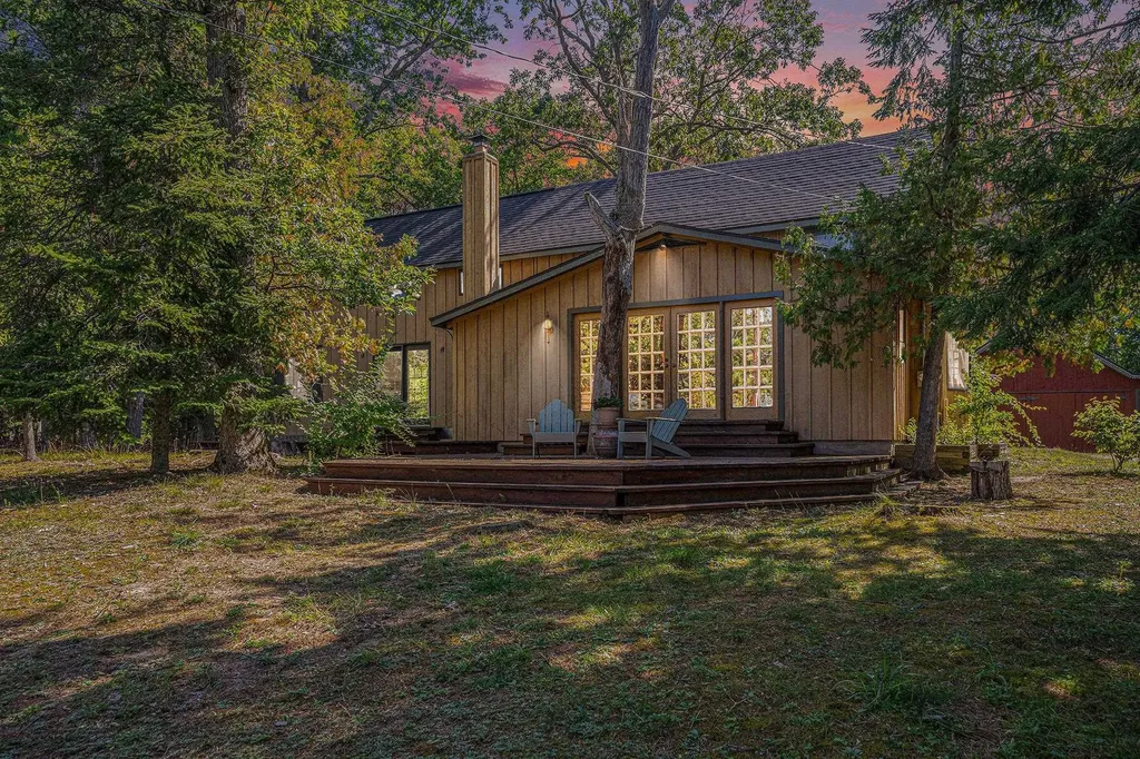 5760 W Crystal View Road Glen Arbor Township MI 49636