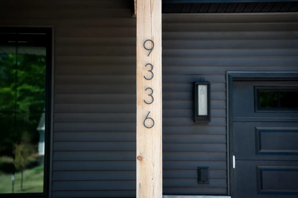 9336 E Summerfield Drive Elmwood Charter Township MI 49684