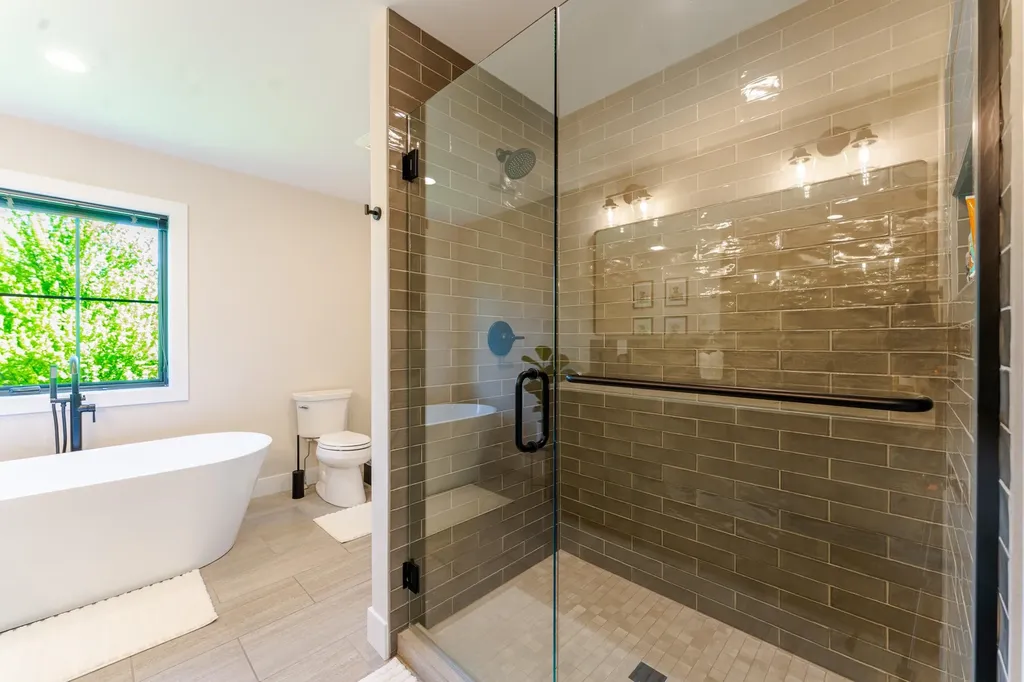 9336 E Summerfield Drive Elmwood Charter Township MI 49684
