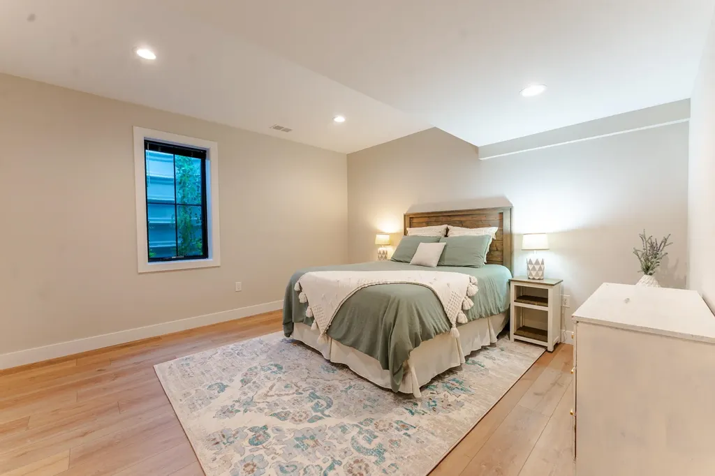 9336 E Summerfield Drive Elmwood Charter Township MI 49684
