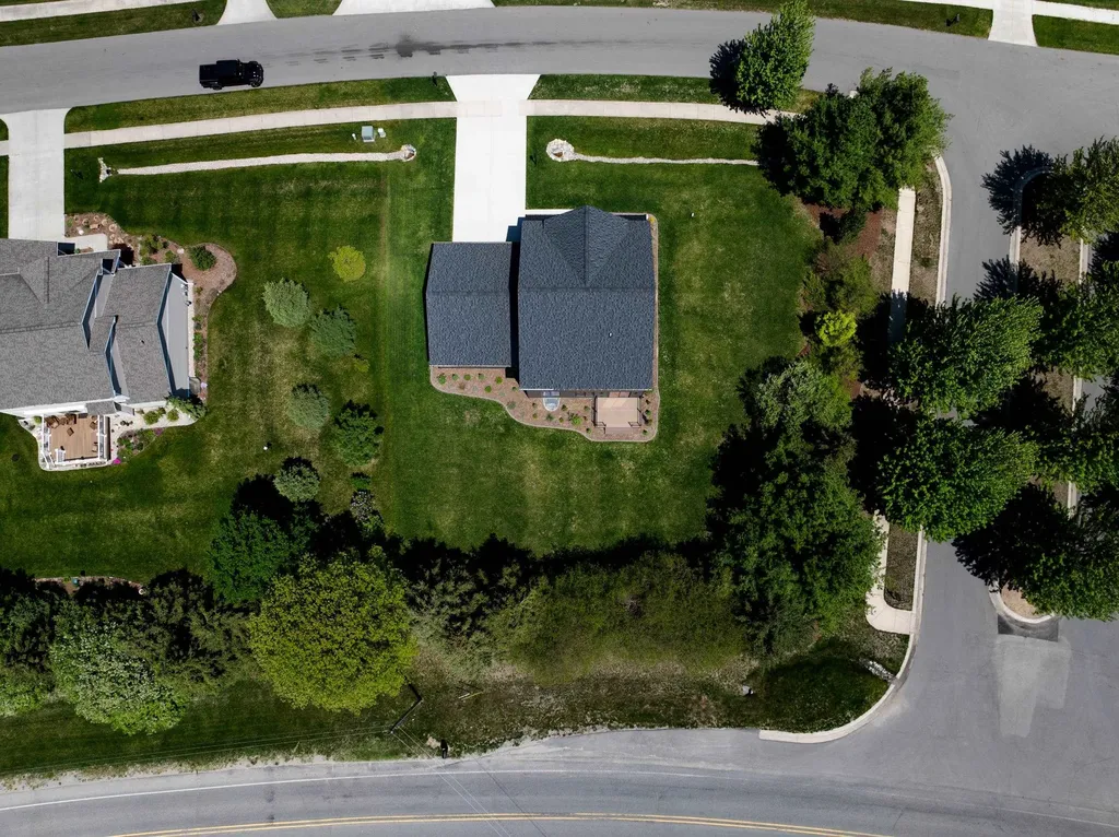 9336 E Summerfield Drive Elmwood Charter Township MI 49684