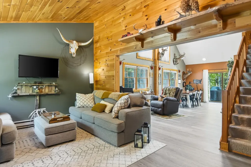 16862 Healy Lake Road Springdale Township MI 49683