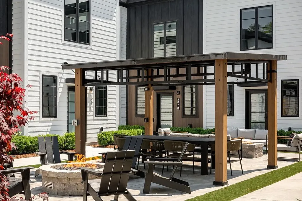 305 Hamilton Street Traverse City City MI 49686