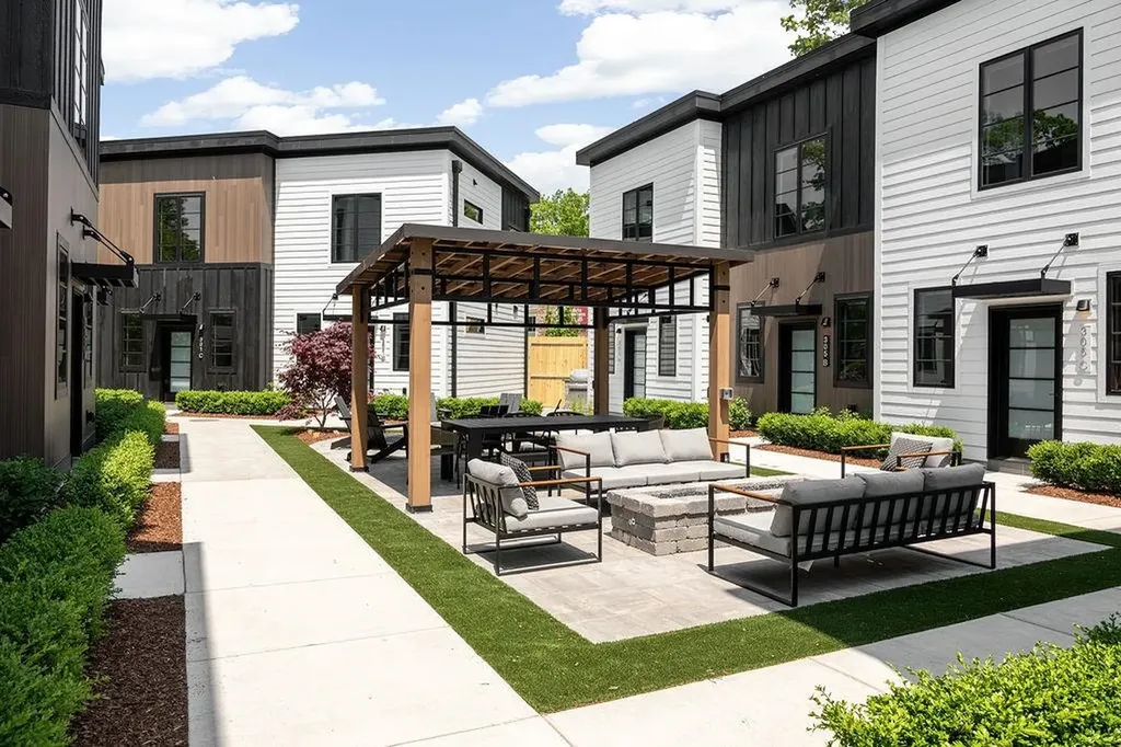 305 Hamilton Street Traverse City City MI 49686