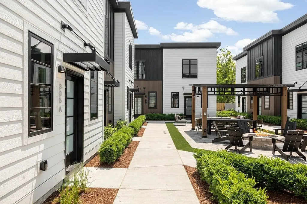 305 Hamilton Street Traverse City City MI 49686