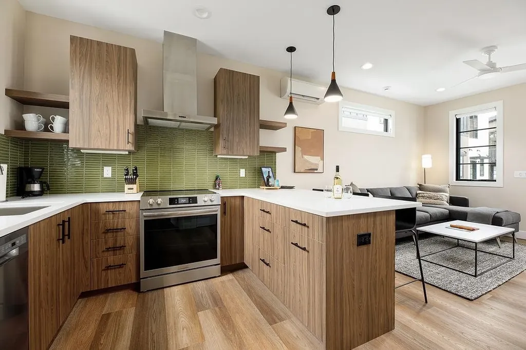 305 Hamilton Street Traverse City City MI 49686