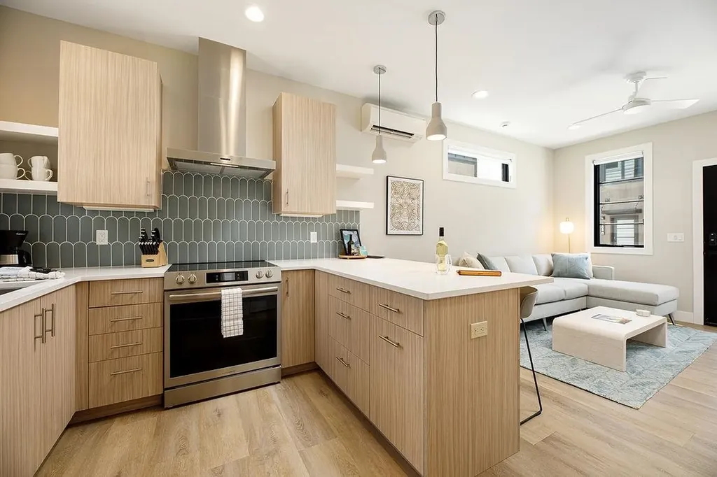 305 Hamilton Street Traverse City City MI 49686