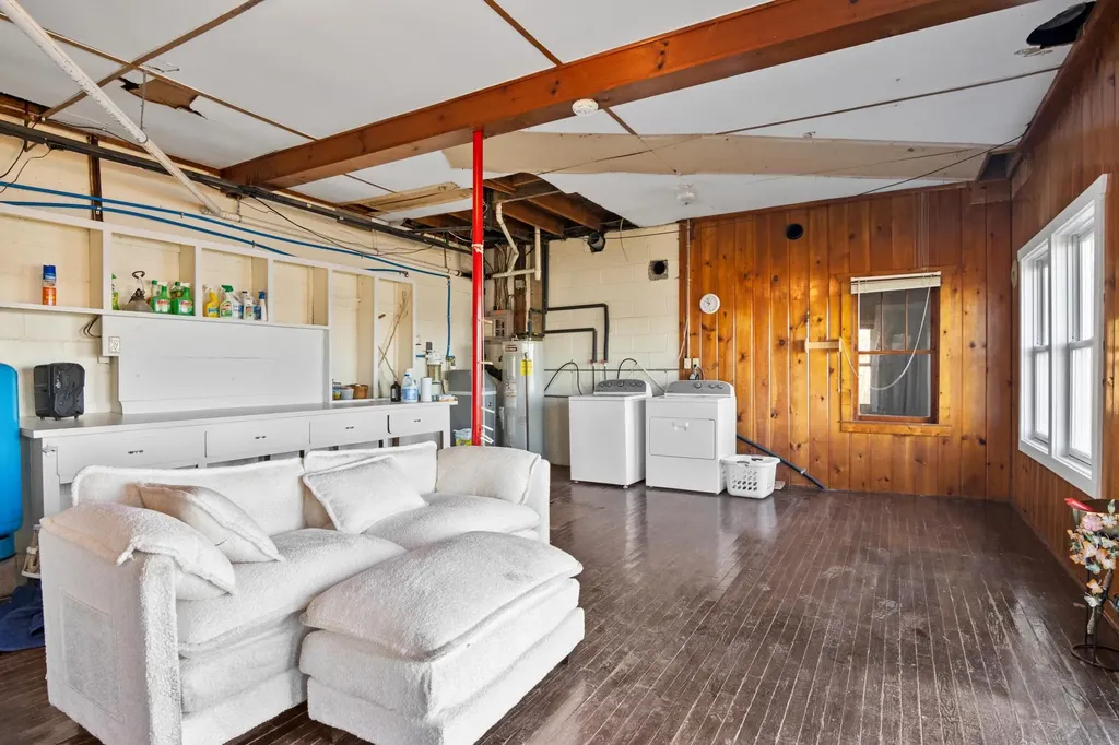 800 N St Joseph Street Suttons Bay Township MI 49682