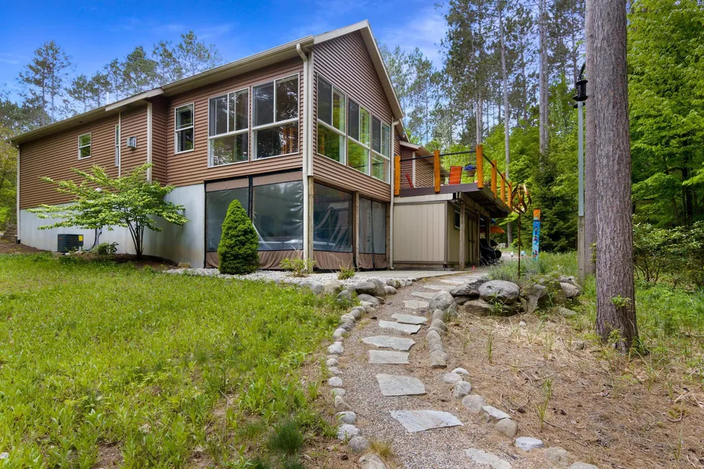 3996 W Timber Lane Kasson Township MI 49630