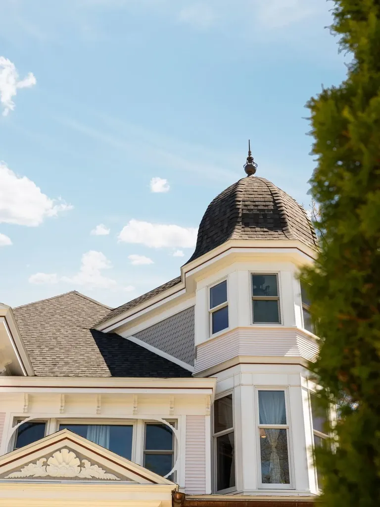 229 Wellington Street Traverse City City MI 49686