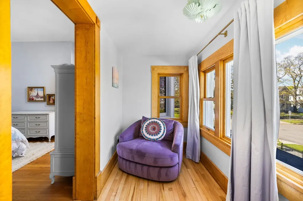 229 Wellington Street Traverse City City MI 49686