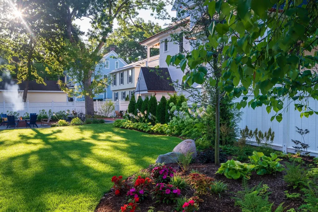229 Wellington Street Traverse City City MI 49686