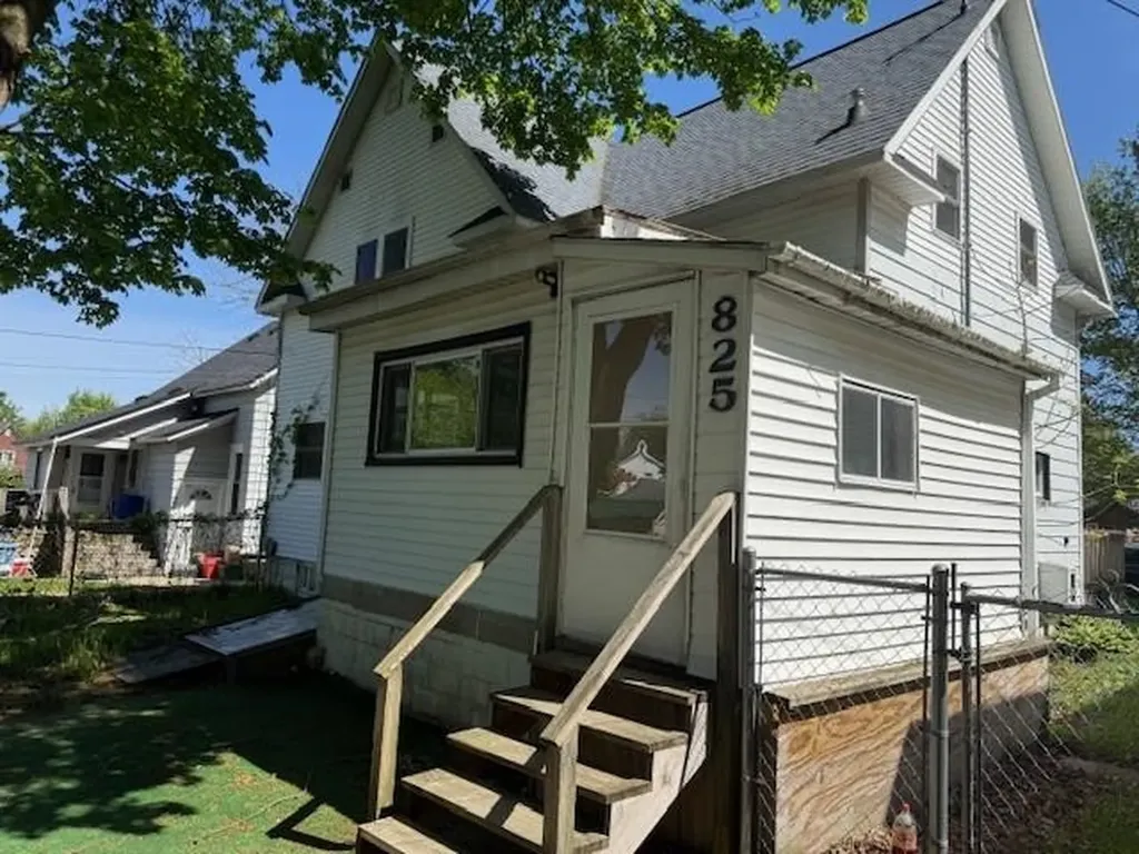 825 Wallace Street Cadillac City MI 49601