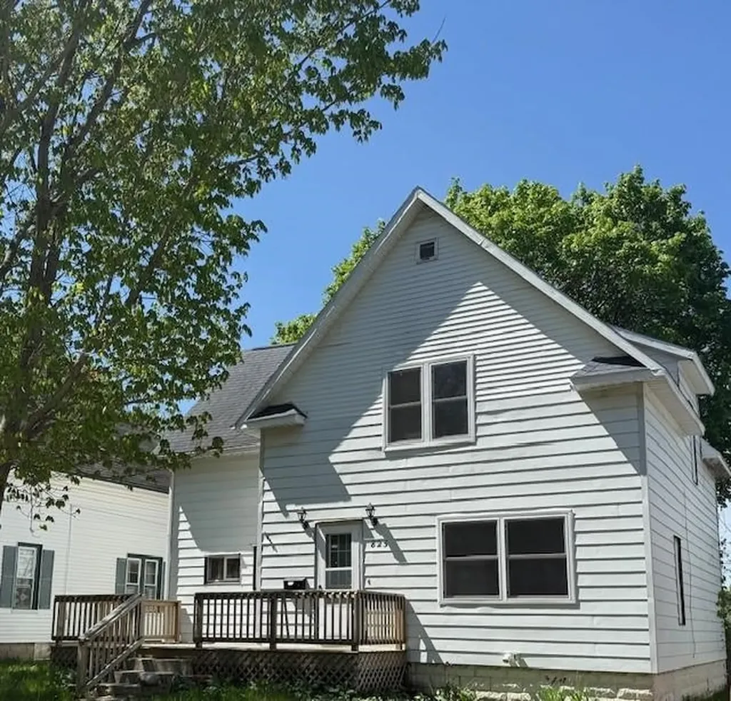 825 Wallace Street Cadillac City MI 49601