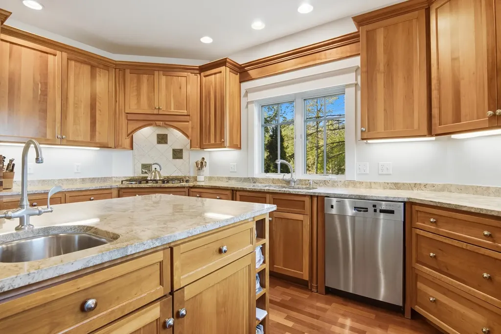 3930 Thierry Circle Torch Lake Township MI 49648