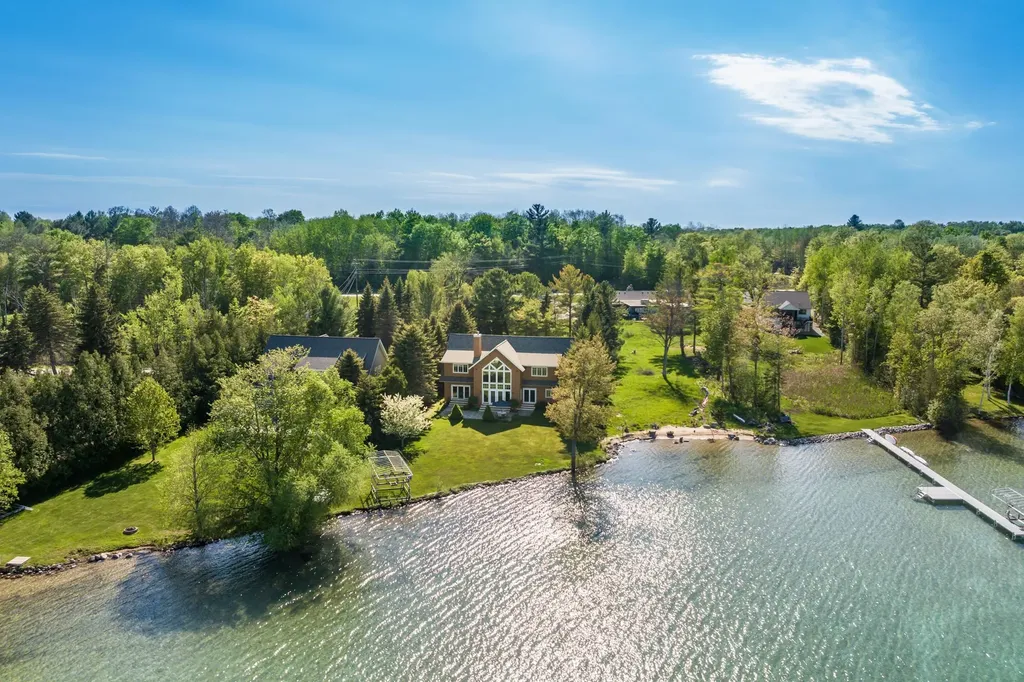 3930 Thierry Circle Torch Lake Township MI 49648
