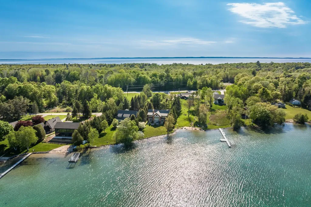 3930 Thierry Circle Torch Lake Township MI 49648