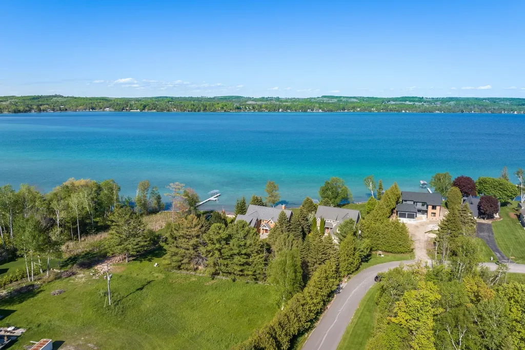 3930 Thierry Circle Torch Lake Township MI 49648