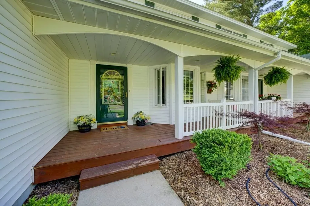 5452 Millbrook Drive Whitewater Township MI 49690