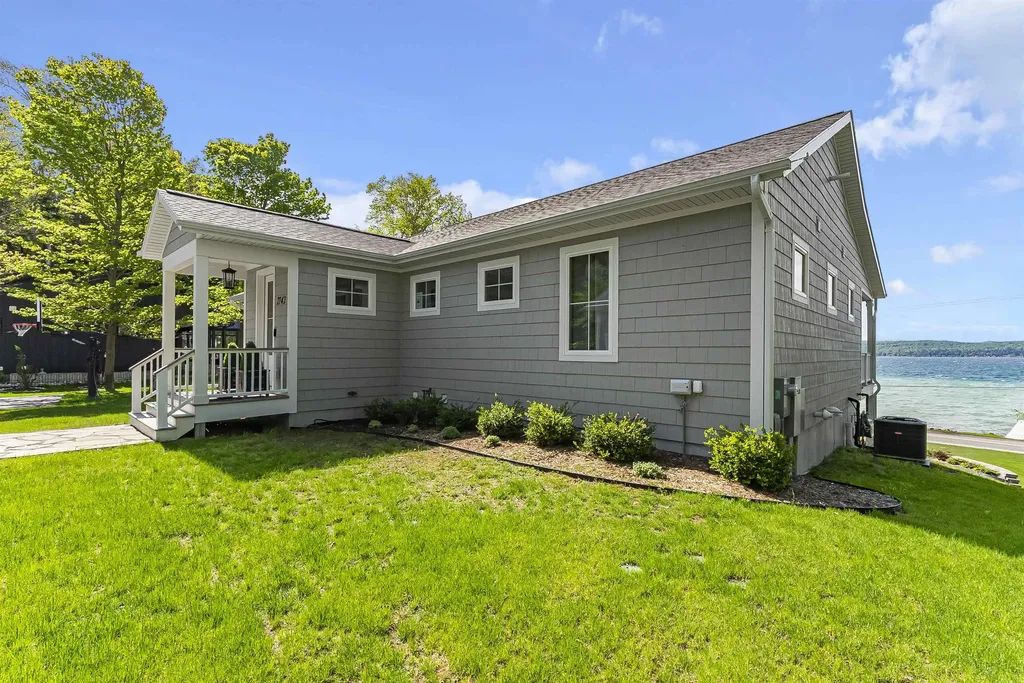 2742 Crystal Drive Lake Township MI 49635