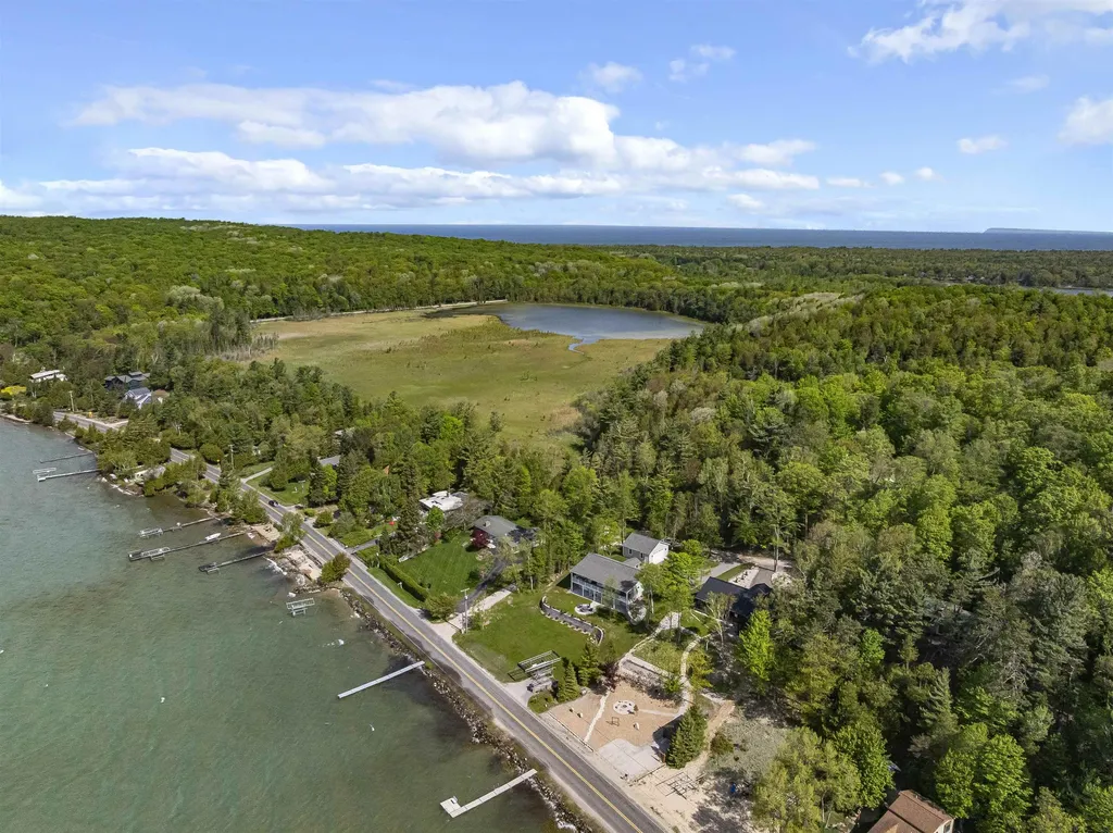 2742 Crystal Drive Lake Township MI 49635