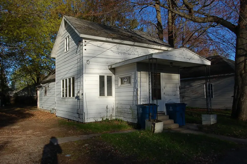 442 Boon Street Cadillac City MI 49601