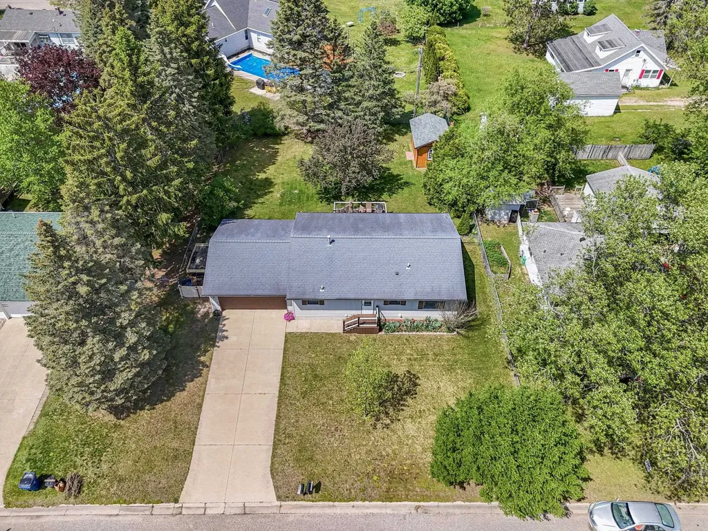 1310 Walnut Street Cadillac City MI 49601