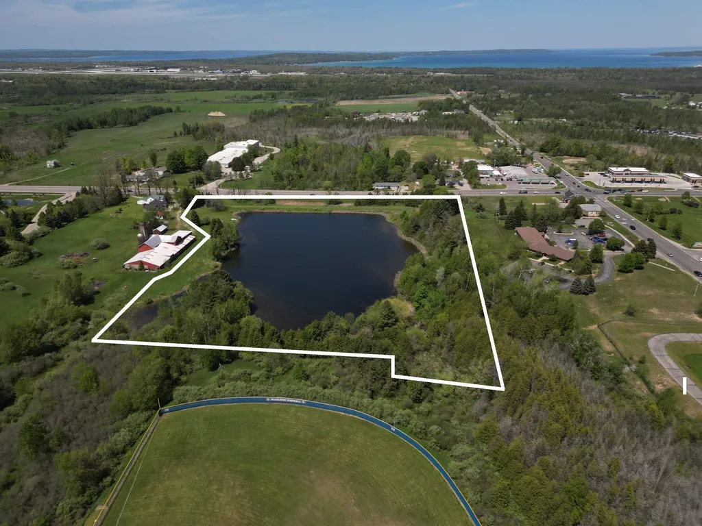 780 E Hammond Place E Traverse City City MI 49684