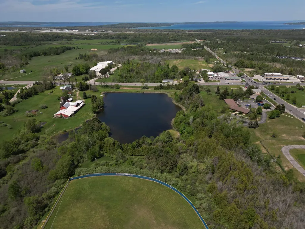 780 E Hammond Place E Traverse City City MI 49684
