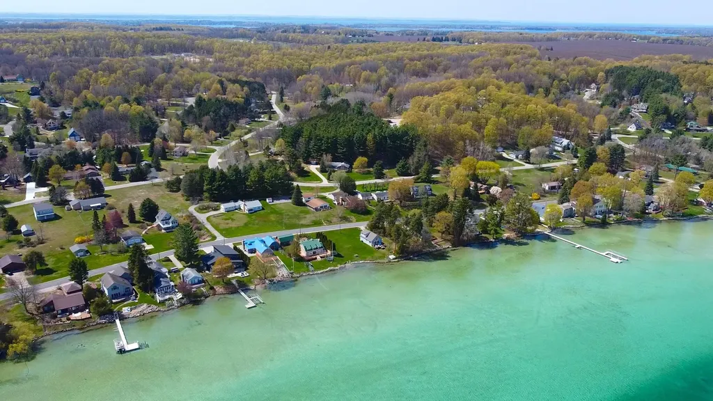 Highland View Drive Milton Township MI 49676