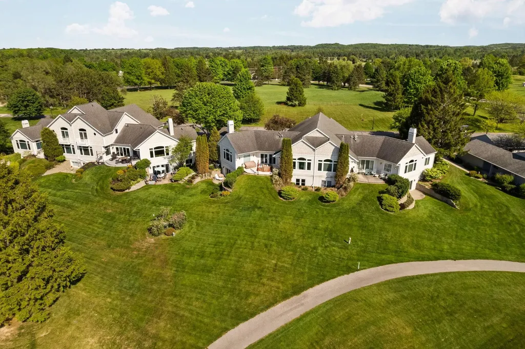 6130 Singletree Lane Acme Township MI 49690