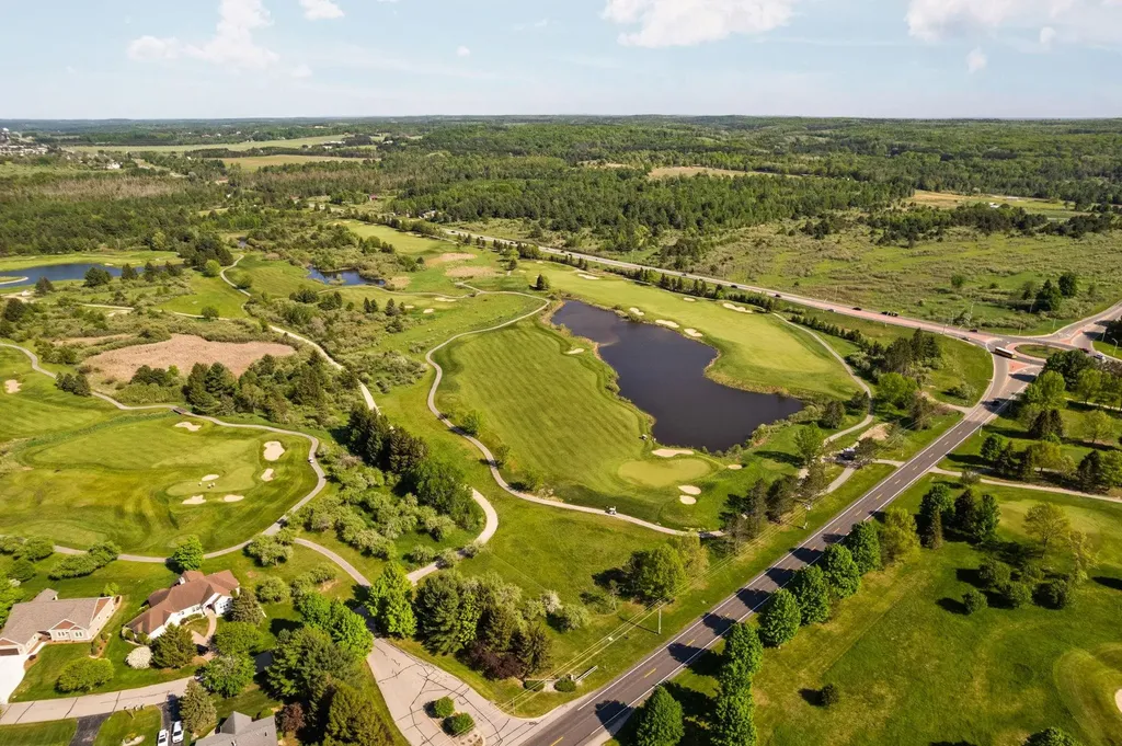 6130 Singletree Lane Acme Township MI 49690