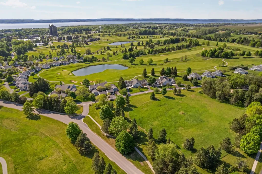 6130 Singletree Lane Acme Township MI 49690