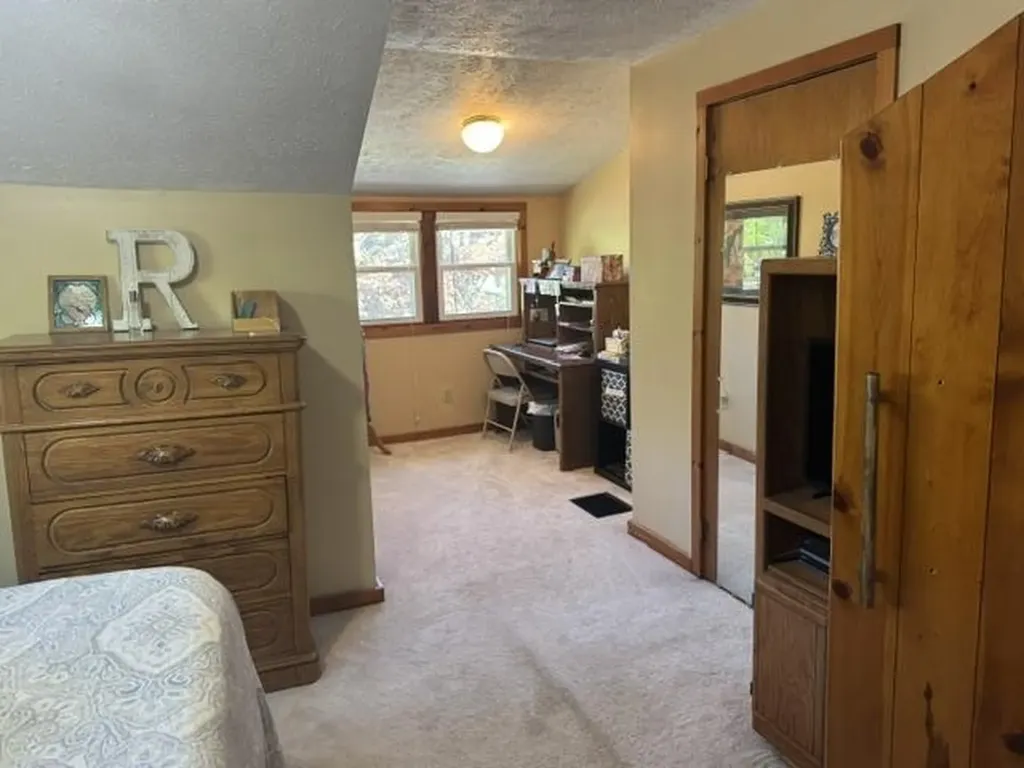 146 E Sixteenth Street Traverse City City MI 49684