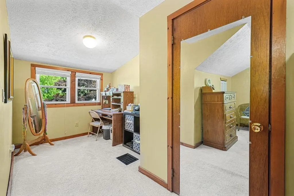 146 E Sixteenth Street Traverse City City MI 49684