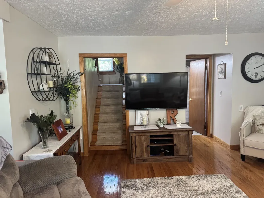 146 E Sixteenth Street Traverse City City MI 49684