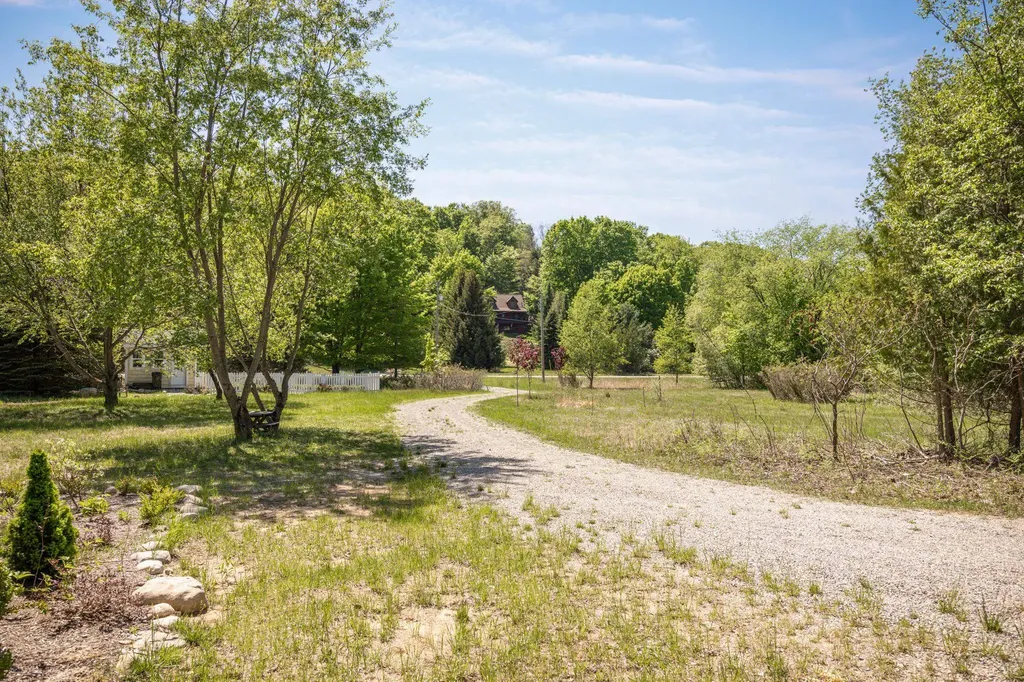 220 W Harbor Highway Cleveland Township MI 49664